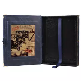 Книга в кожаном переплете "Служба внешней разведки Российской Федерации. 100 лет"